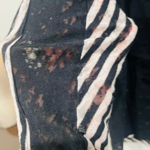 Anthropologie Pilar V-neck Black Lack Relaxed Fit casual top size medium - Picture 8 of 13